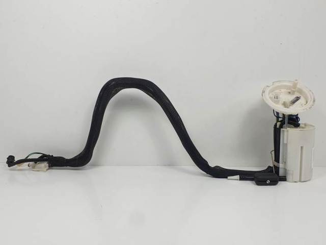 Comprar Módulo de bomba de combustible con sensor de nivel de combustible BMW 5  E60 a bajo precio