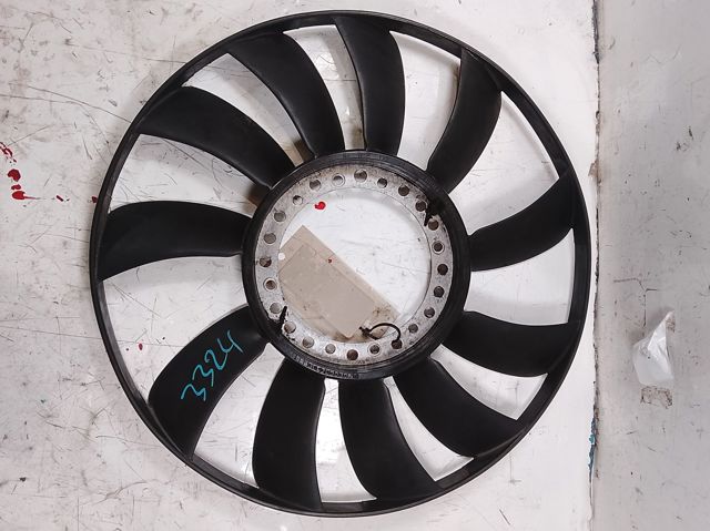 058121301B Ventilador del radiador  disponible Utrera