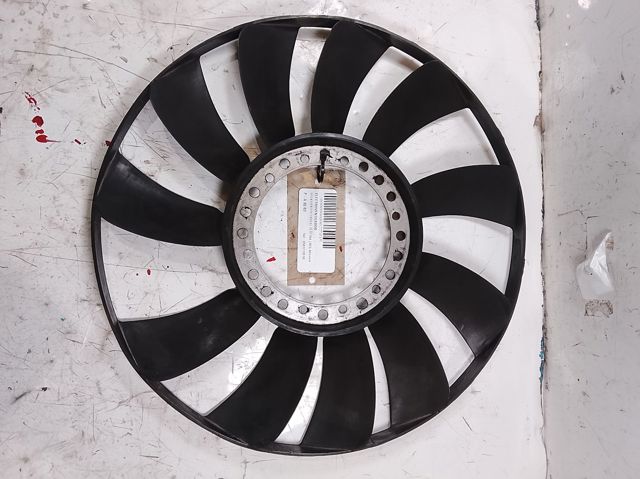 058121301B Ventilador del radiador  en stock Sabadell