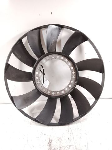 VAG 058121301B Ventilador del radiador  disponible España