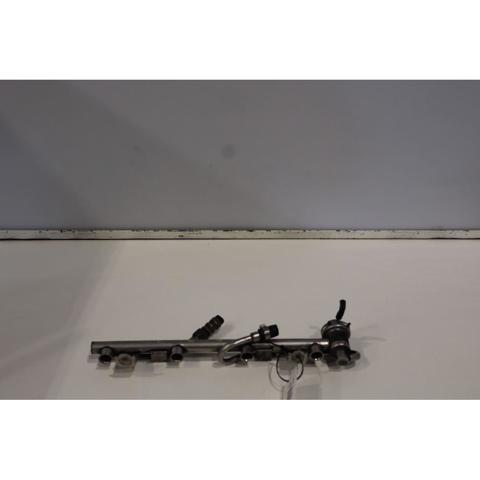 VAG 058133681 Rampa de combustible  en stock Salamanca