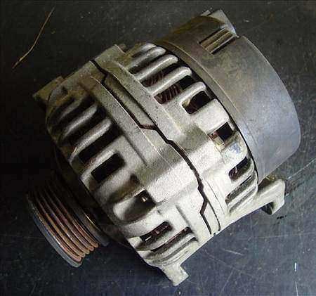 058903016A Alternador  en stock Sabadell