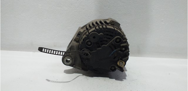 058903016B VAG Alternador  en stock Gandía