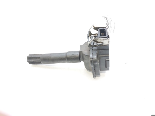 058905447C VAG Terminal de bujía  en stock Córdoba