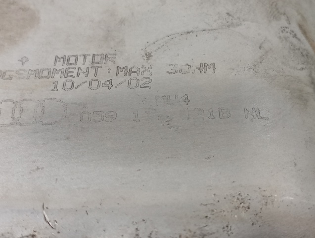 059117021B VAG Radiador de aceite debajo del filtro  comprar en Jaén