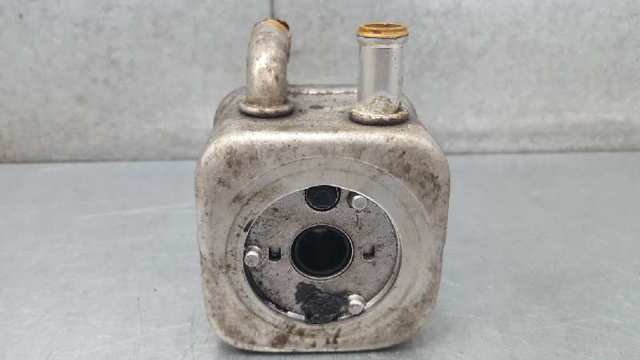 VAG 059117021B Radiador de aceite debajo del filtro  comprar en Murcia