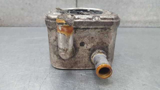 059117021B VAG Radiador de aceite debajo del filtro  comprar en Jaén