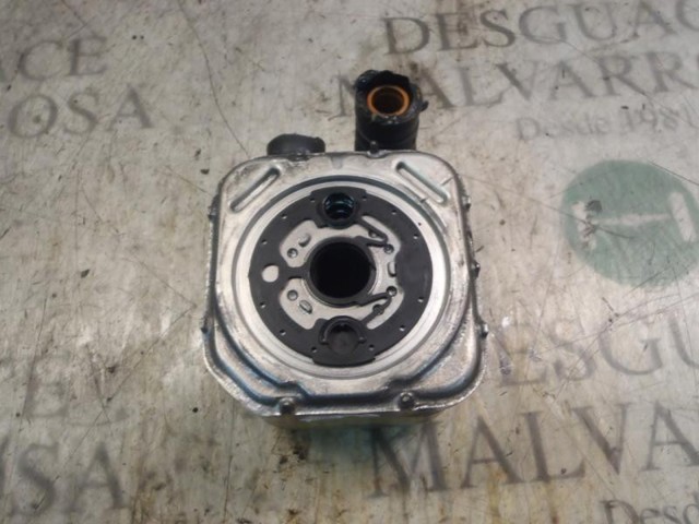 VAG 059117021B Radiador de aceite debajo del filtro comprar Pamplona
