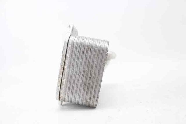 059117021R VAG Radiador de aceite  en stock Huelva