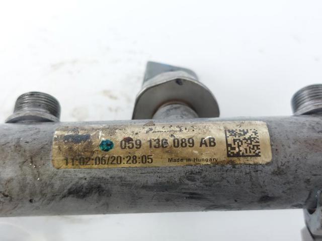 059130089AB Rampa de combustible izquierda comprar Girona
