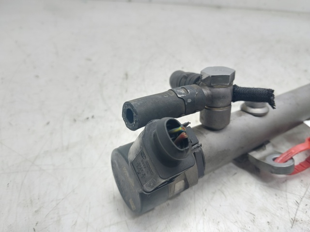 059130089AB VAG Rampa de combustible izquierda  comprar en Lleida