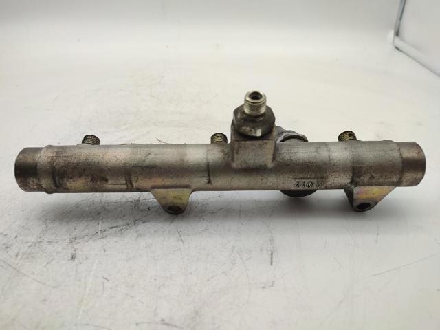 059130089D VAG Rampa de combustible izquierda comprar Madrid