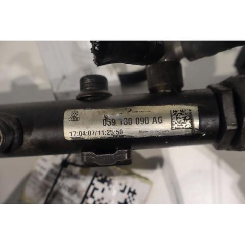 059130090AG Rampa de combustible derecha  en stock Sabadell