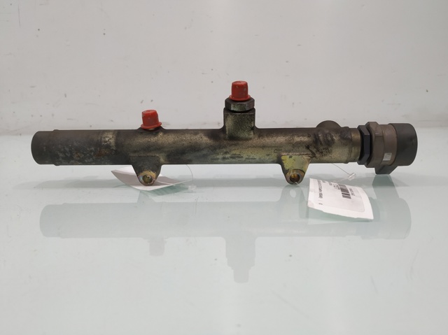 059130090J VAG Rampa de combustible derecha  en stock Huelva