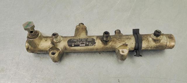 VAG 059130090J Rampa de combustible derecha comprar Barcelona