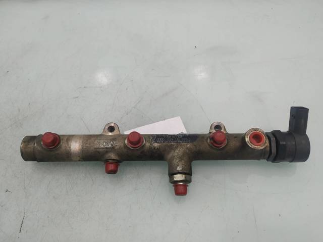 VAG 059130090J Rampa de combustible derecha  en stock Valencia