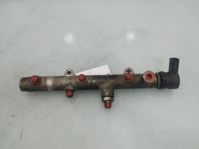 VAG 059130090J Rampa de combustible derecha  comprar en Murcia
