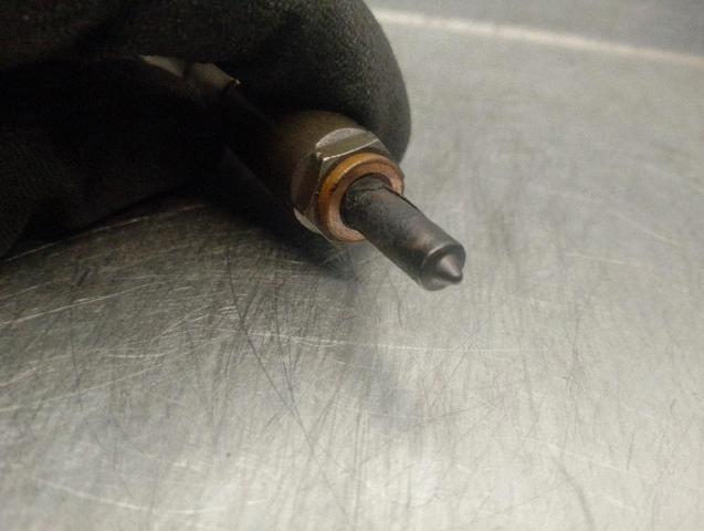 059130201A Inyector de combustible  disponible Utrera