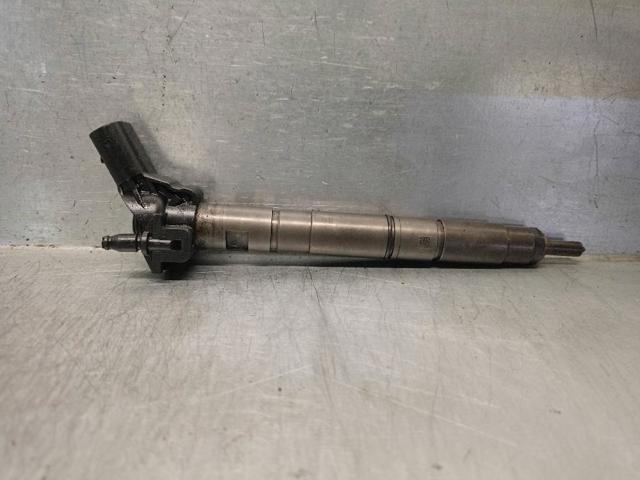 059130277Q VAG Inyector de combustible  disponible Ourense