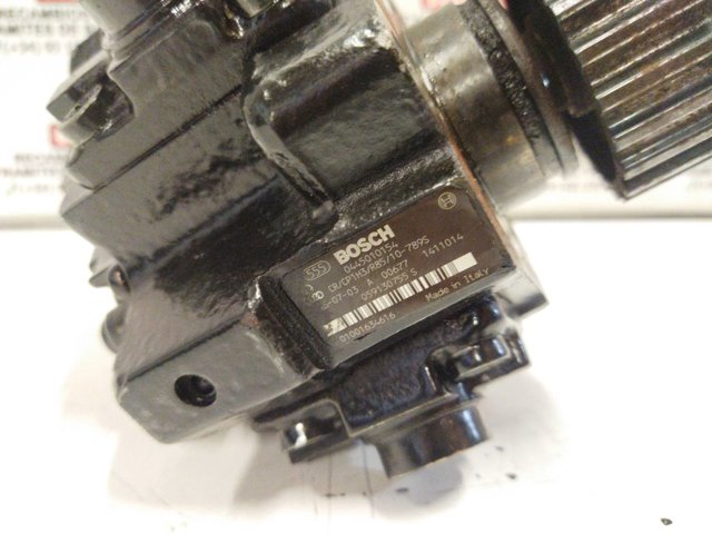 059130755S VAG Bomba inyectora  en stock Huelva