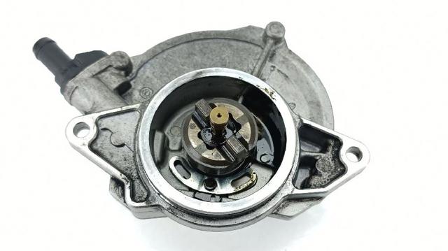 VAG 059145100J Bomba de vacío  en stock Terrassa