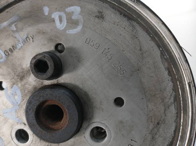 059145255 Polea de la bomba de dirección asistida  en stock Granada