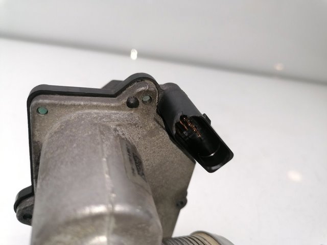VAG 059145950R Cuerpo de aceleración completo  disponible España
