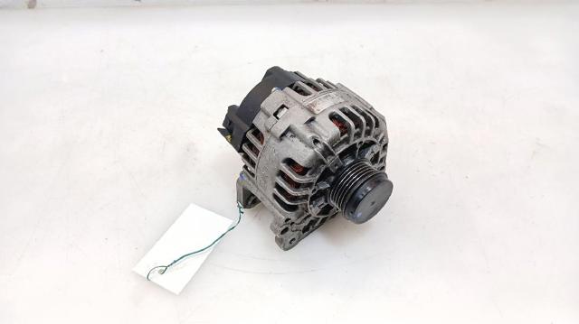 059903015G Alternador  en stock Sabadell