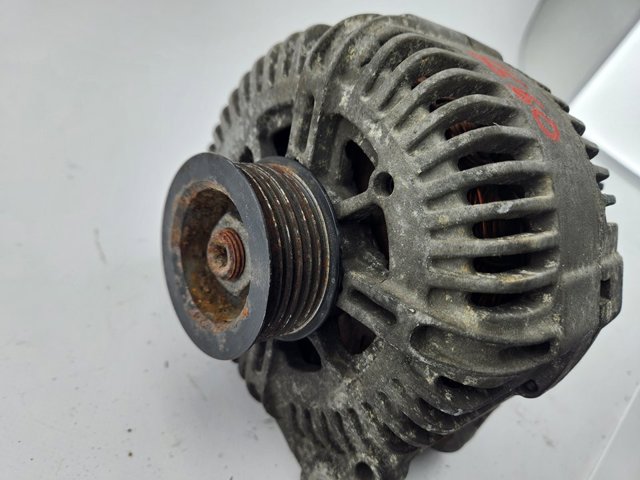059903015R VAG Alternador  en stock Córdoba