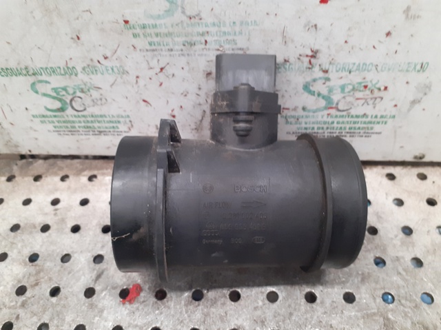VAG 059906461B Sensor de flujo de masa de aire  disponible España