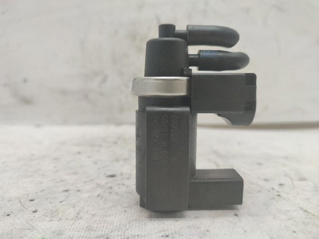 059906628A VAG Válvula solenoide de control de presión de sobrealimentación  en stock Gandía