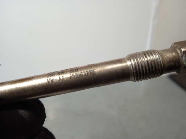 VAG 059963319E Bujía de precalentamiento  en stock Terrassa