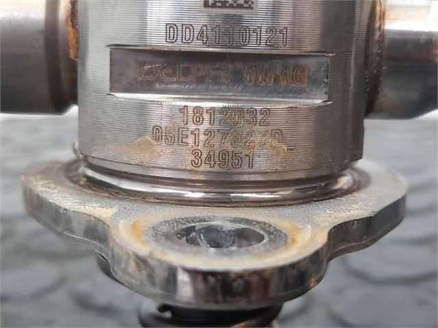 05E127027D VAG Bomba de alta presión de combustible  disponible Ourense