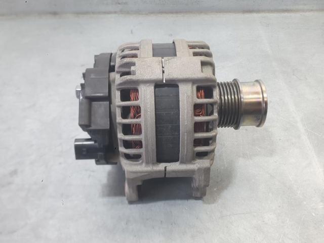 VAG 05E903026B Alternador  comprar en Albacete