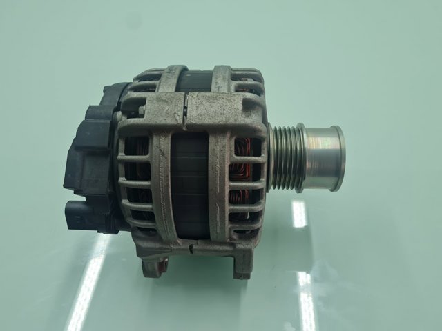 VAG 05E903027B Alternador  comprar en Murcia