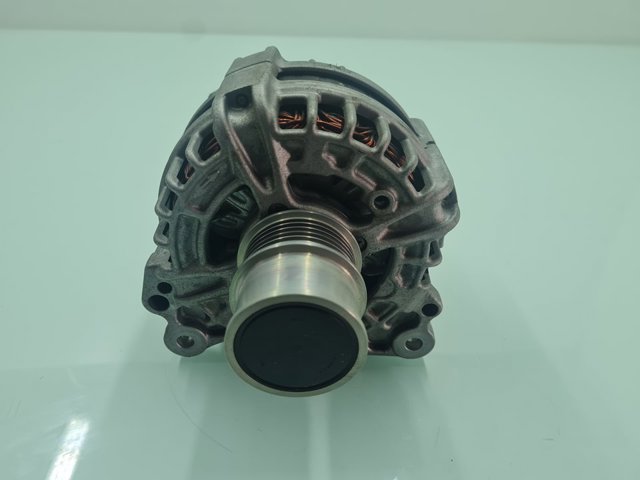 VAG 05E903027B Alternador  en stock Terrassa