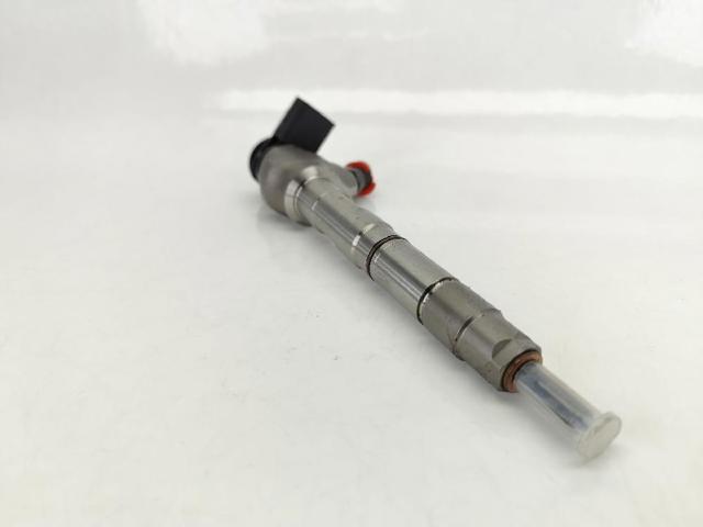 05L130277E Inyector de combustible  disponible Utrera