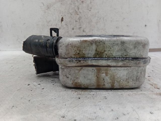 068117021B Radiador de aceite debajo del filtro  disponible Utrera