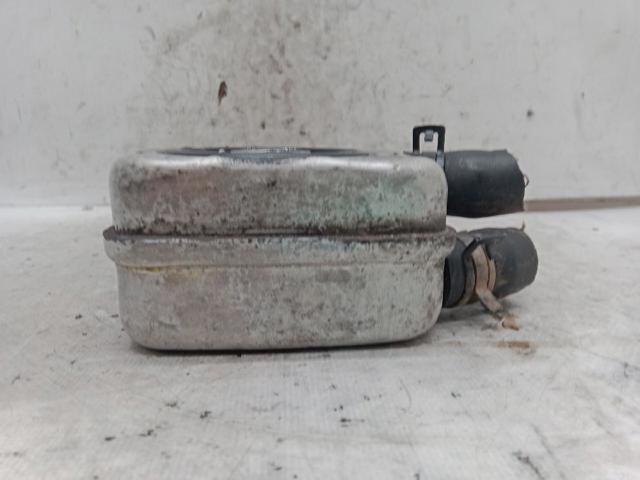 068117021B VAG Radiador de aceite debajo del filtro comprar Alcalá