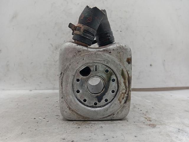 VAG 068117021B Radiador de aceite debajo del filtro comprar Barcelona