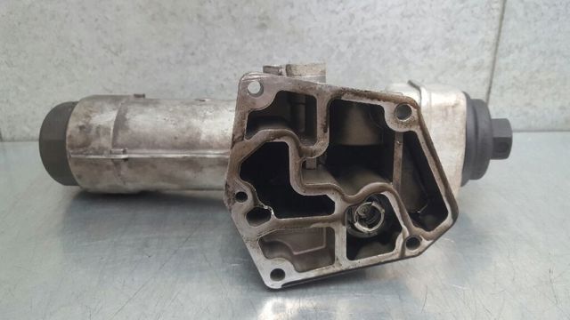 068117021B VAG Radiador de aceite debajo del filtro  comprar en Jaén