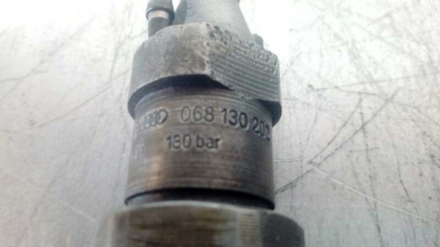 Inyector-bomba Volkswagen Transporter  (70A, 70H, 7DA, 7DH)