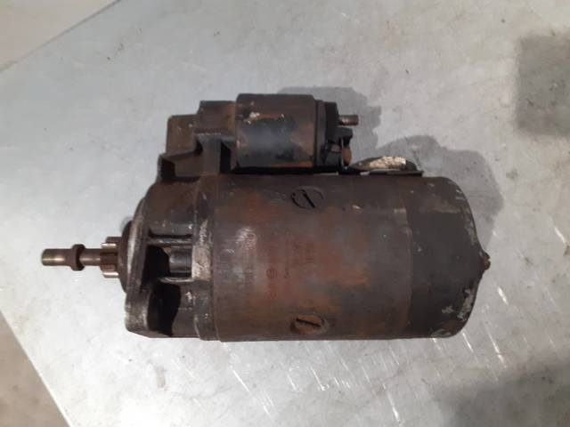 Motor de arranque 068911023E VAG