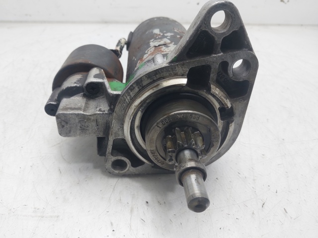 068911023T VAG