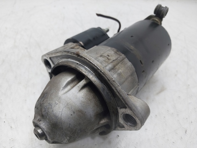 VAG 068911024E Motor de arranque  disponible Lugo
