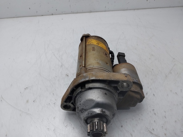 068911024E VAG Motor de arranque  disponible Ourense
