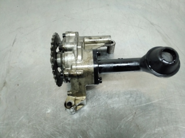 06A115105B Bomba de aceite  comprar en Zaragoza