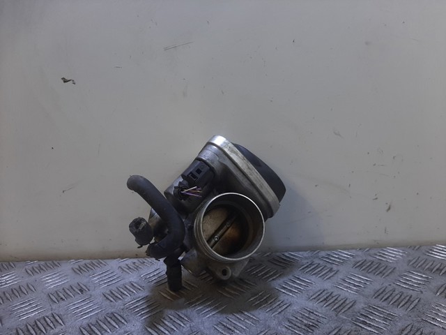 06A133062AB Cuerpo de aceleración completo  comprar en Reus