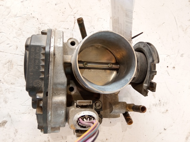 06A133064M VAG Cuerpo de aceleración completo  comprar en Lleida