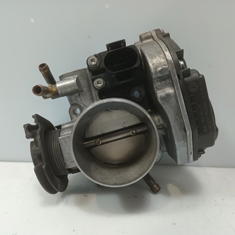 06A133064M VAG Cuerpo de aceleración completo  comprar en Lleida